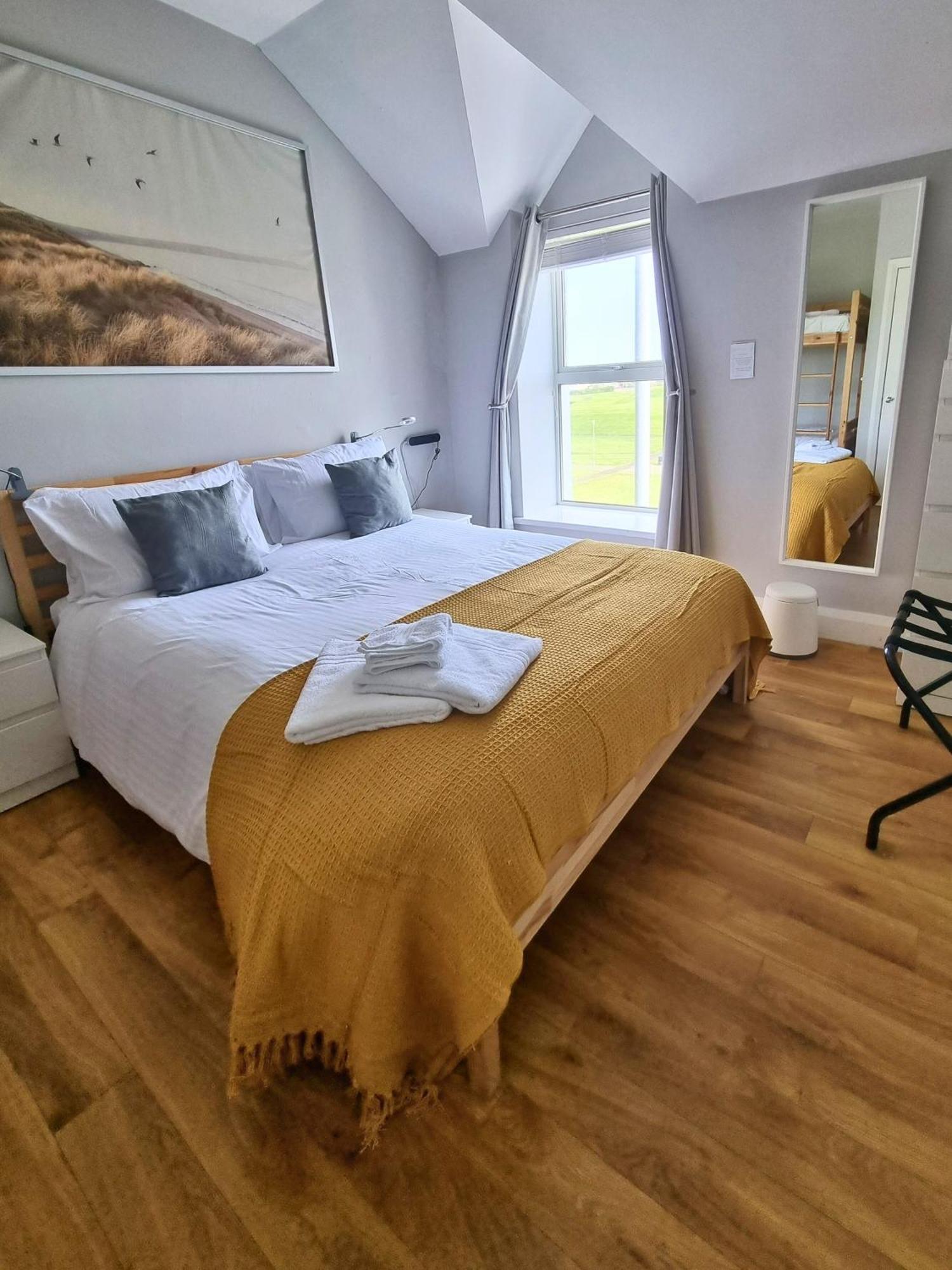 Апартаменты 5 Dunluce Park - Portrush By The Sea Экстерьер фото