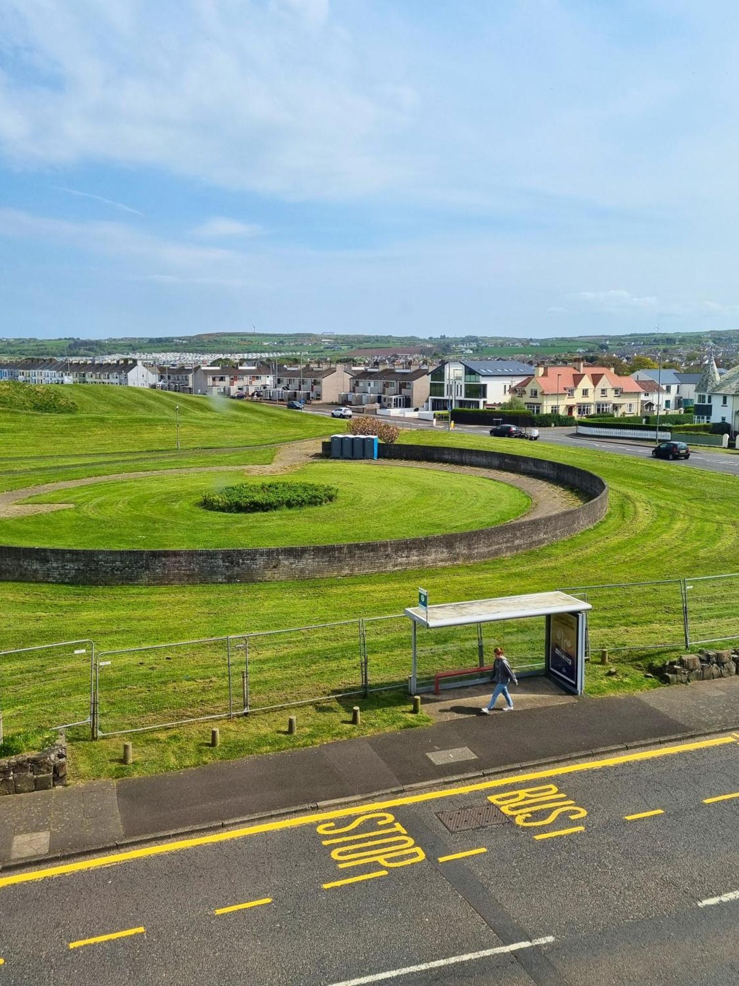 Апартаменты 5 Dunluce Park - Portrush By The Sea Экстерьер фото